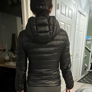 Aritzia TNA Botanie Super Light XXS Packable Jacket